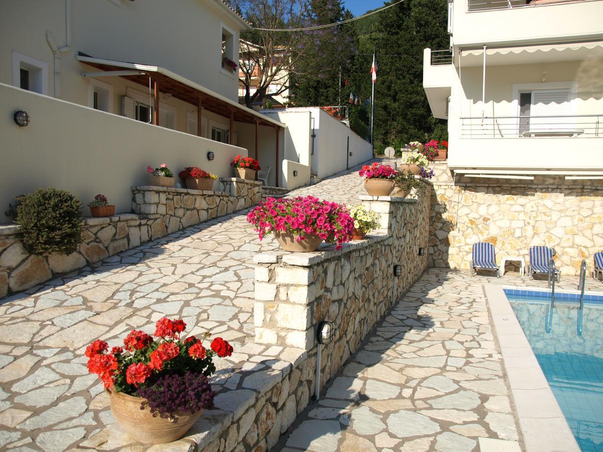 Geni Garden Apartments المظهر الخارجي الصورة